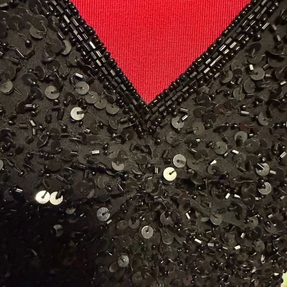 Adrianna Papell Black Sequin V-Neck Blouse - Picture 2 of 5